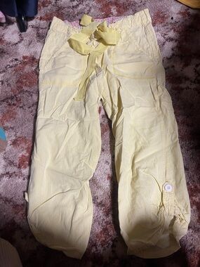 PINK Victoria's Secret Yellow & White Striped Capris with Floral Waistband
